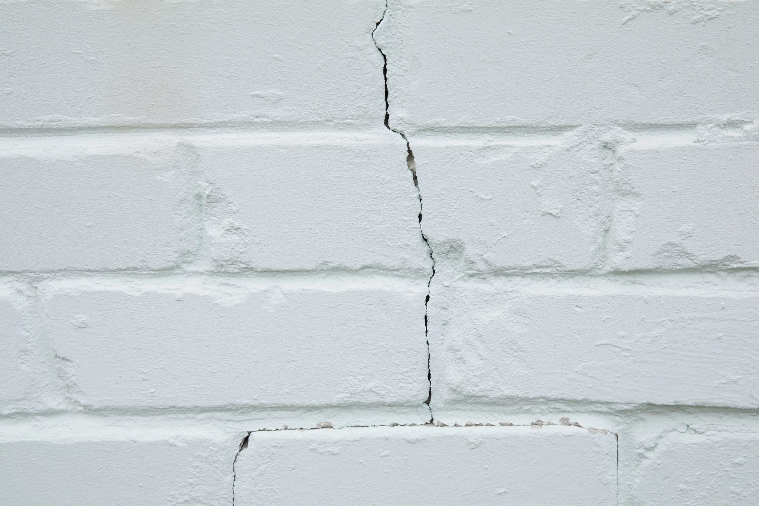 structural cracking